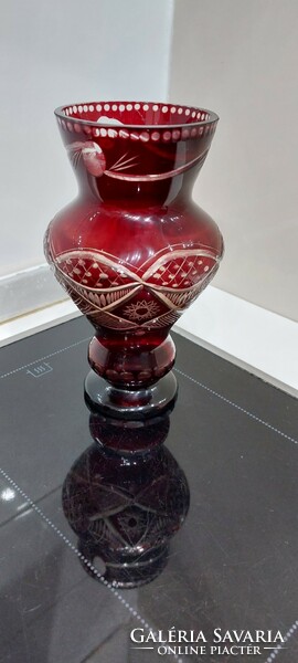 Burgundy crystal glass vase
