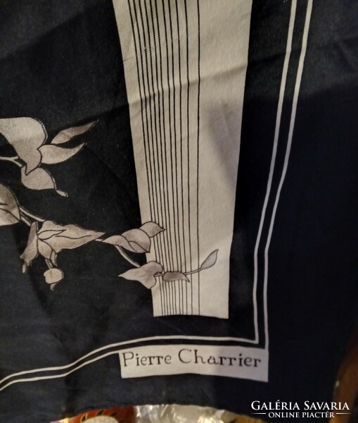 Pierre Charrier selyem kendő.