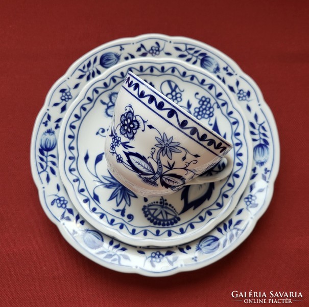 Triptis kahla zwiebelmuster German porcelain breakfast coffee tea set cup saucer small plate