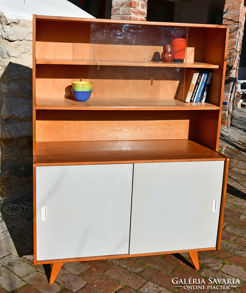 Jiří Jiroutek, U-453, szekrény, retro, mid century tálalószekrény, highboard, komód