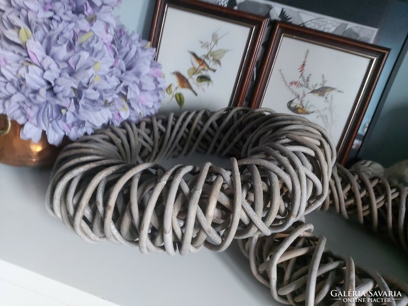 Beautiful, rustic 40 cm thick cane wreath price/pc