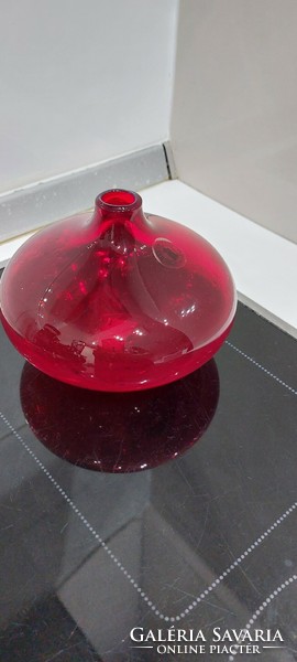 Bordó üveg dísz váza
