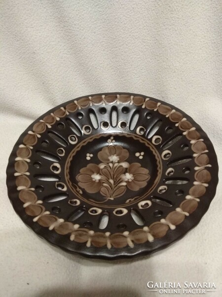 Hódmezővásárhely brown ceramic wall plate 27 cm