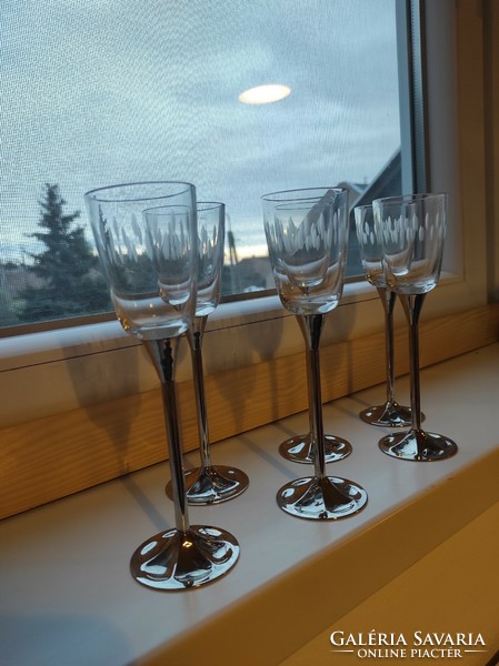 Set of 6 elegant etched glass glasses with a metal base