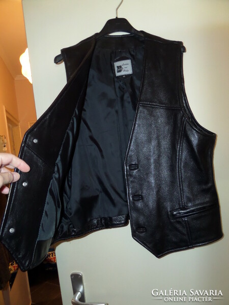 Leather and fur (original) new! Ffi m/l 52 motorcycle leather vest