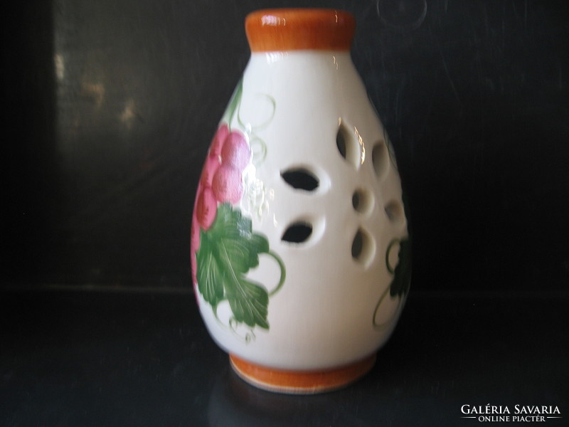 Ceramic candle holder with Italian grape pattern