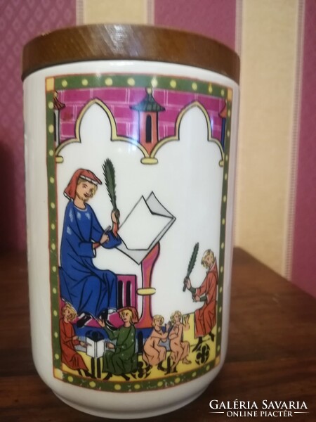 Dehme ceramic, spice holder with a medieval representation