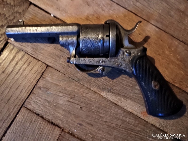 Lefaucheux revolver