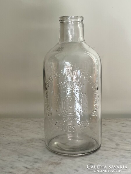 Count Károlyi László Fóti Manor milk bottle 1l