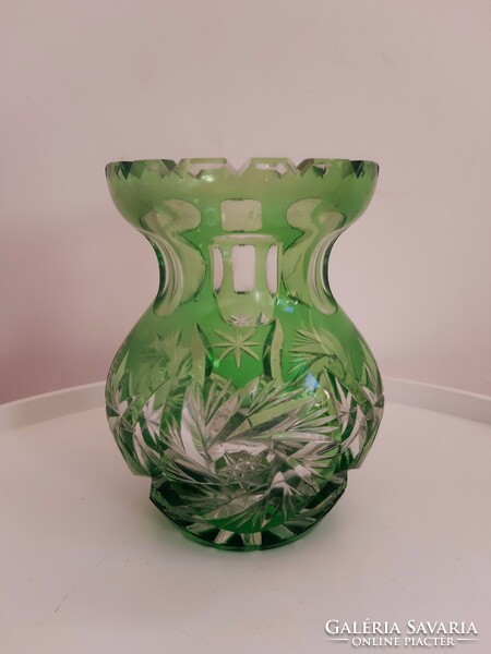 Ajkai Forgó Mintás Zöld Színű Ólomkristály Váza