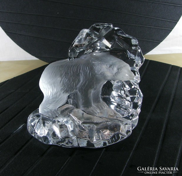 Jegesmedve Svéd SEA Glosbruk Kosta kézzel készített kristály üveg