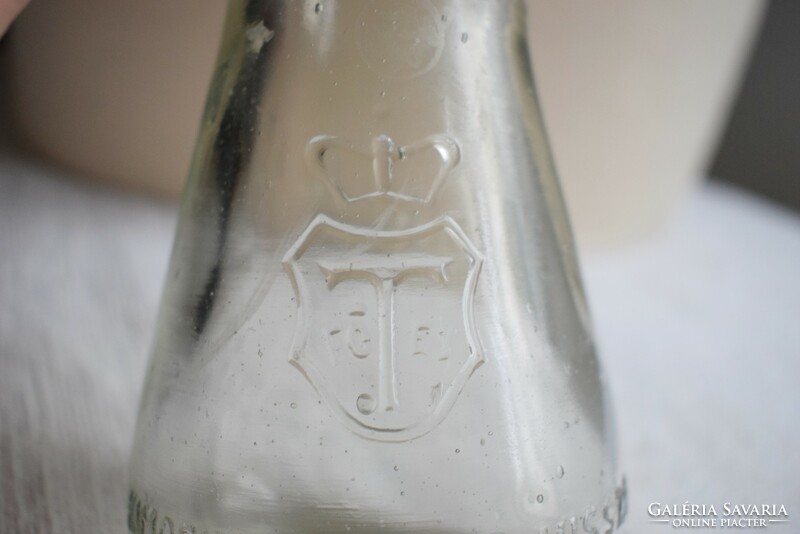 Fővárosi Tejüzem R.T. Yoghurt joghurt üveg 1944 FŐTEJ anyagában mintás savmaratott jelzés Szent