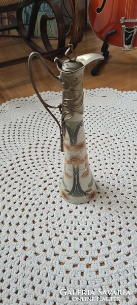 Art Nouveau style vase is new