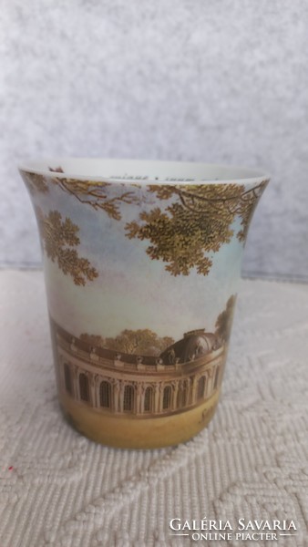 Tea mug depicting Sanssouci castle by j.G.S. Based on a watercolor by Rösel (1807), museum