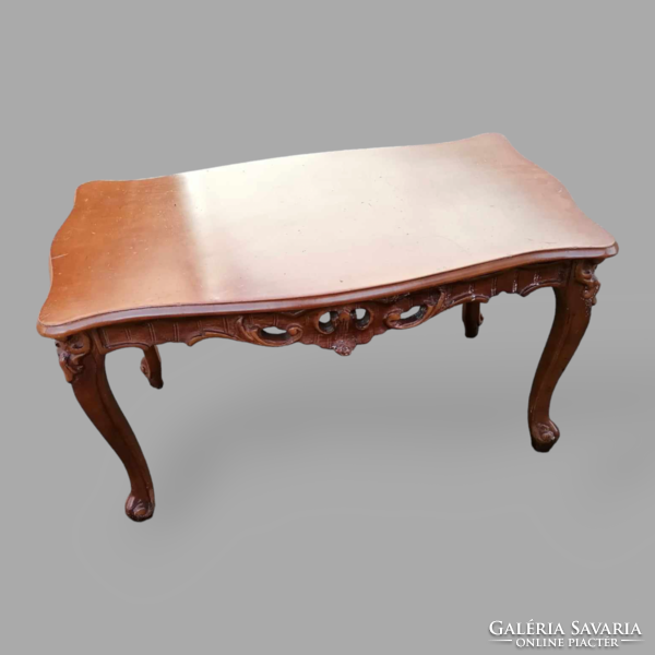 Baroque coffee table