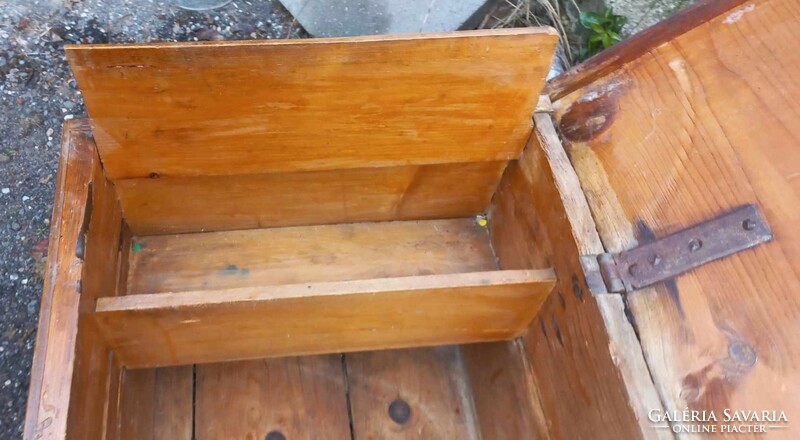 Old folk pine chest 19th century