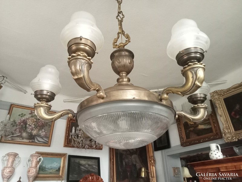 Large bronze chandelier, 8 lights