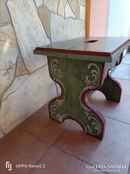 Hand-painted stool from the voglauer anno 1800 series.