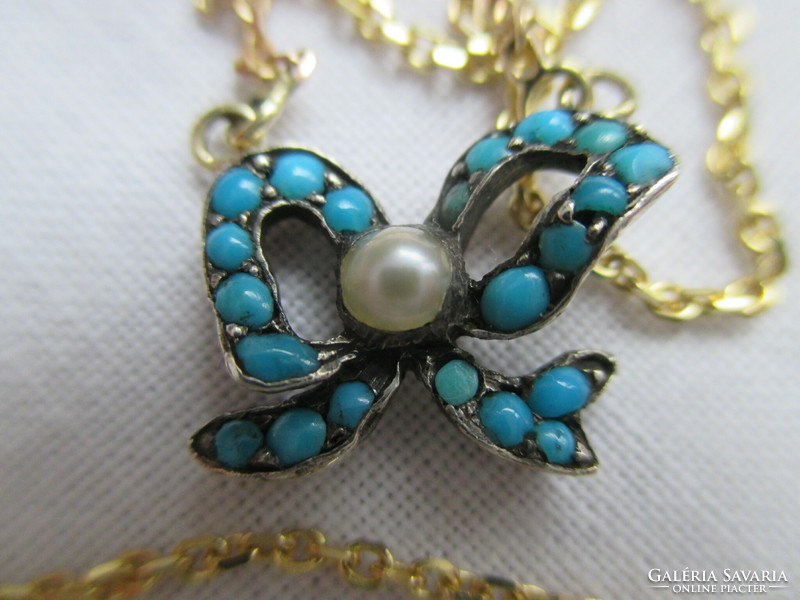 Antique necklace: Biedermeier bow with turquoise stones, pearls, gold chain