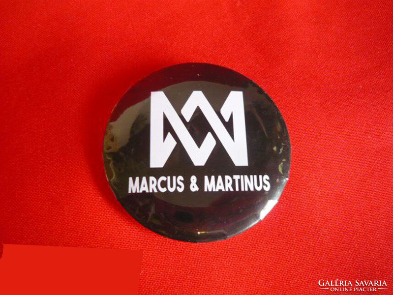 Marcus & martinius plastic badge