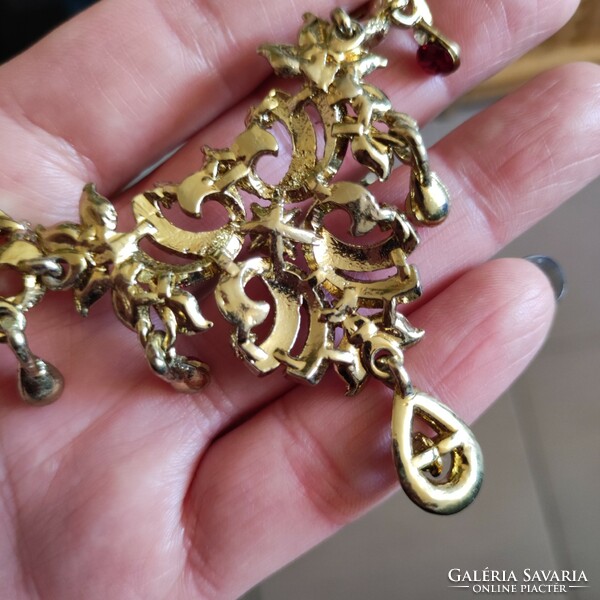 Gyönyörű aranyozott fém nyakék kristályokkal 45cm