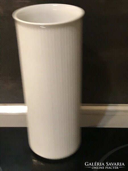 Arzberg white porcelain vase from the 1980s