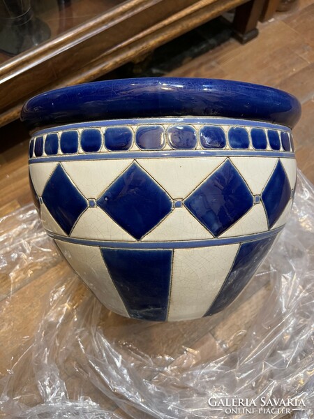 Ceramic bowl, size 35 x 25 cm, vintage piece. Marked