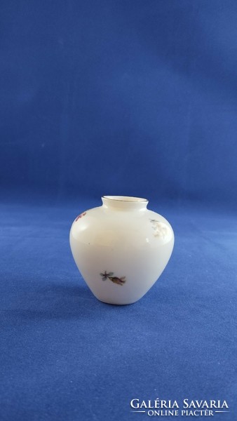 Raven house mini vase