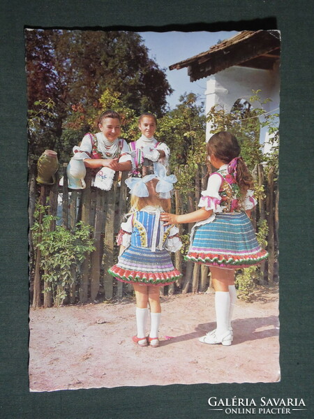 Postcard, bushels, folk costume, country house detail