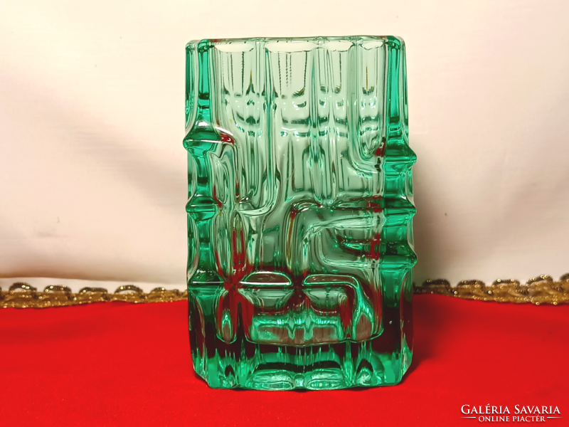 Vladislav urban Czech glass vase, sklo union