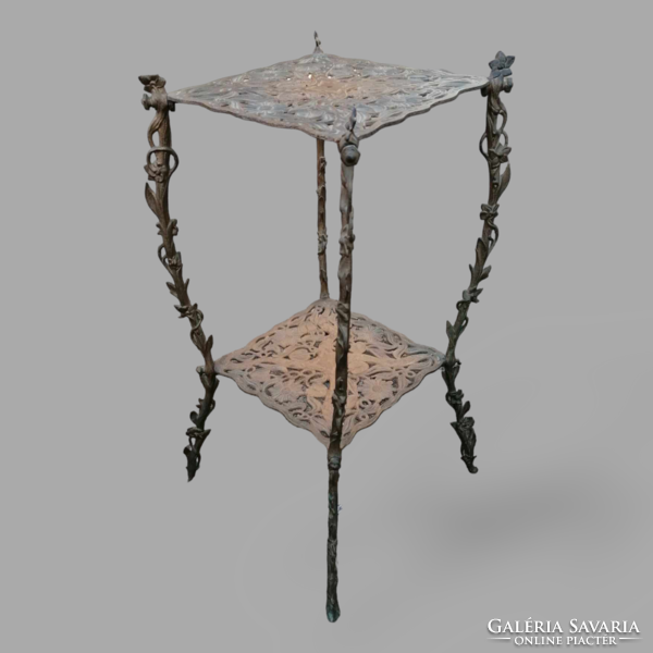 Copper pedestal, flower stand, coffee table