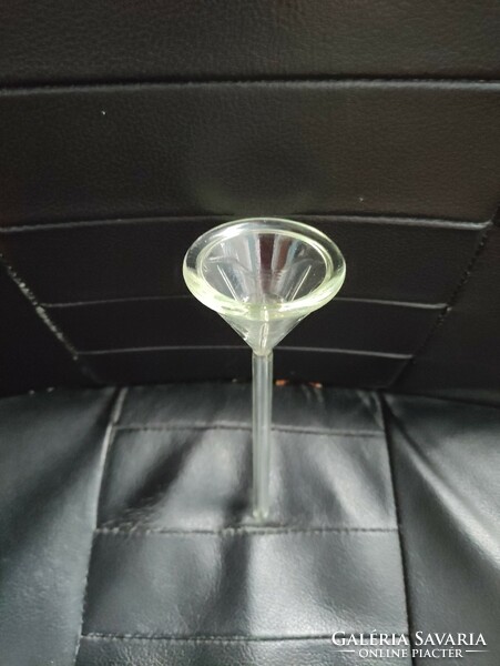 Glass funnel thick glass - 6 cm diameter - 20 cm long.