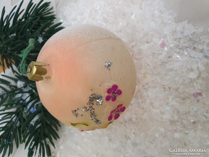 Üveg karácsonyfadísz gömb domború mintával