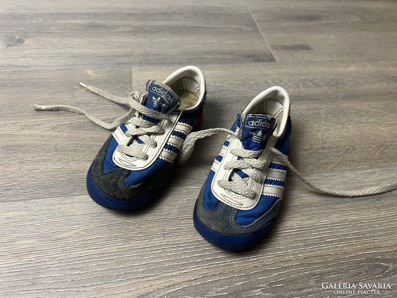 Adidas Vintage sportcipő 18-19 es