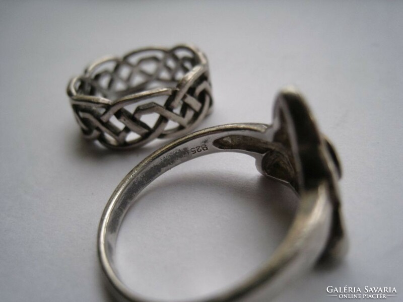 Két darab kelta ezüst gyűrű, együtt hordhatóak