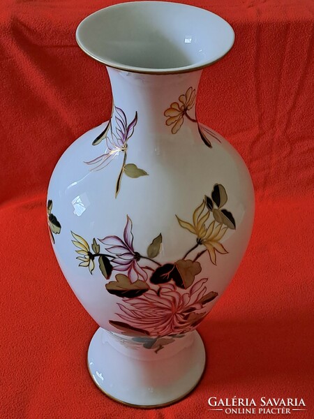 Flawless! Large raven house vase