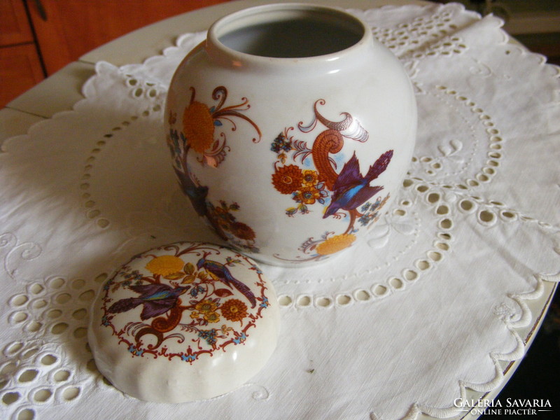 Porcelain bonbonier