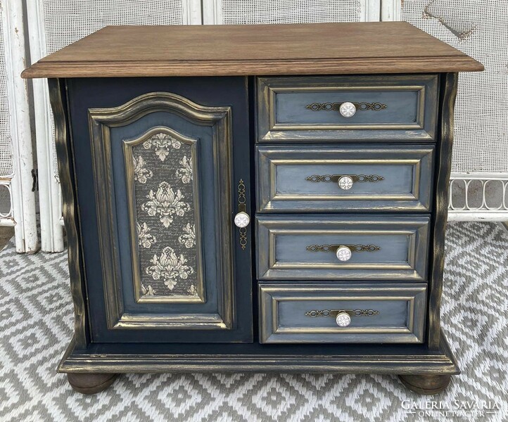 Practical, rustic unique chest of drawers with porcelain handles