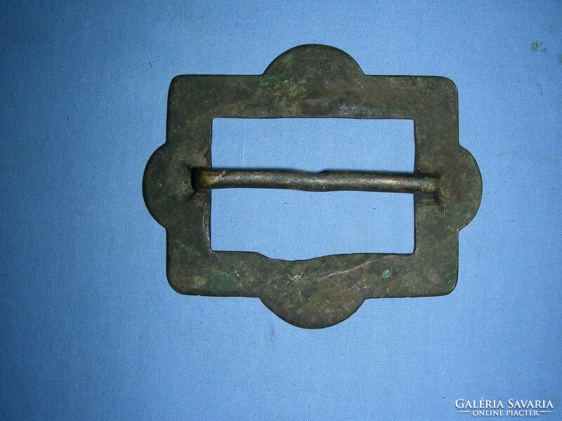 Antique copper column buckle