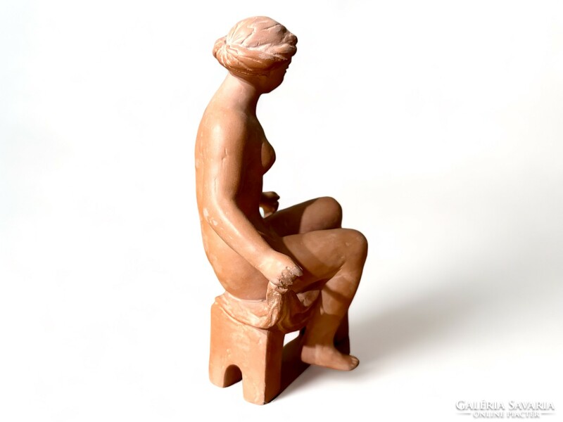 Gallery terracotta nude statue (1.) Roza Pató (1934-2018)