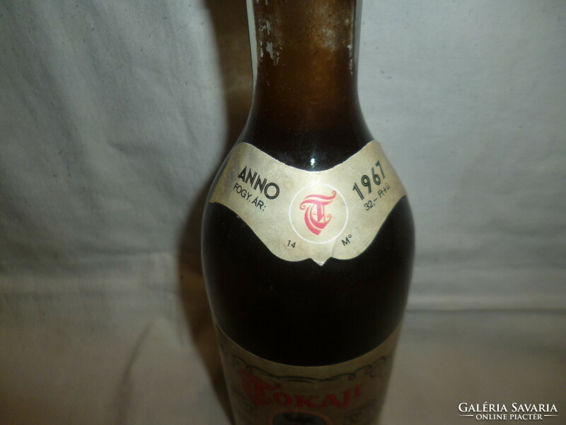 Tokaj Szamorod dry wine 0.5 liter 1967