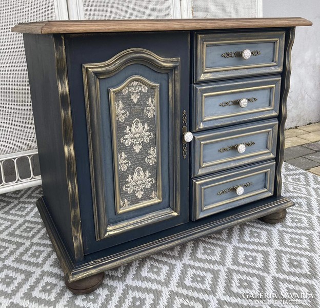 Practical, rustic unique chest of drawers with porcelain handles