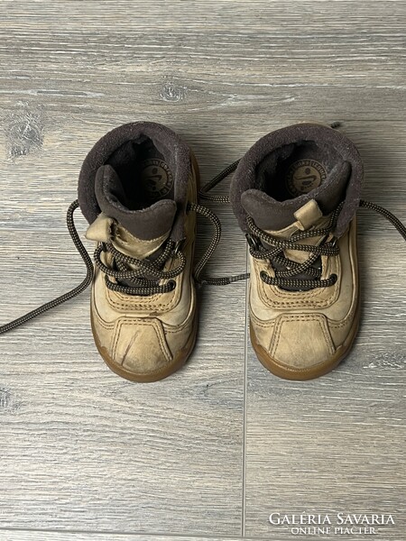 Nike high-top baby shoes, two pairs white:21es camel:23 as