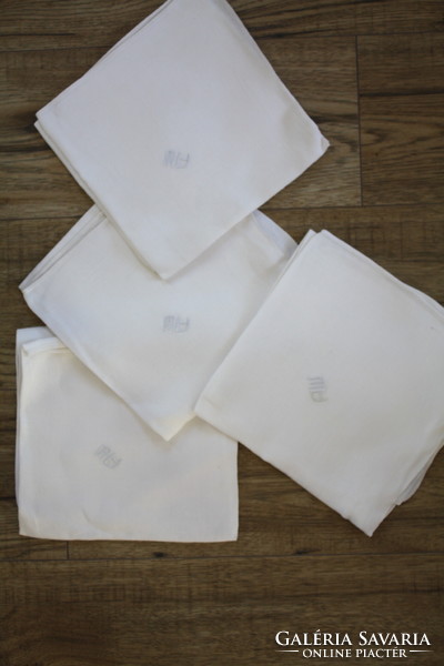White monogrammed damask napkins set of 4 - beautiful, flawless