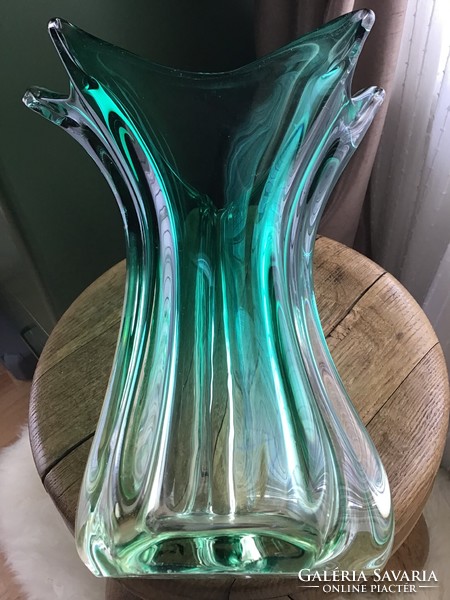 Huge old handmade Murano crystal glass vase fratelli toso from 1950 with a little damage