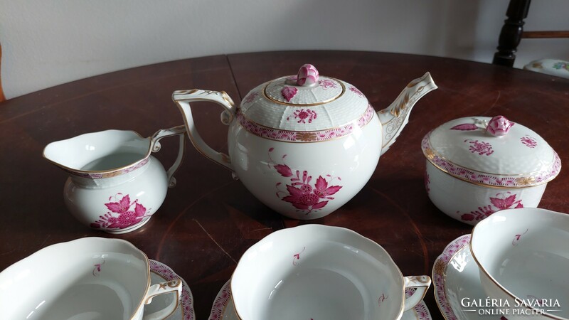 Herend tea set for 6 persons with purple Appony pattern