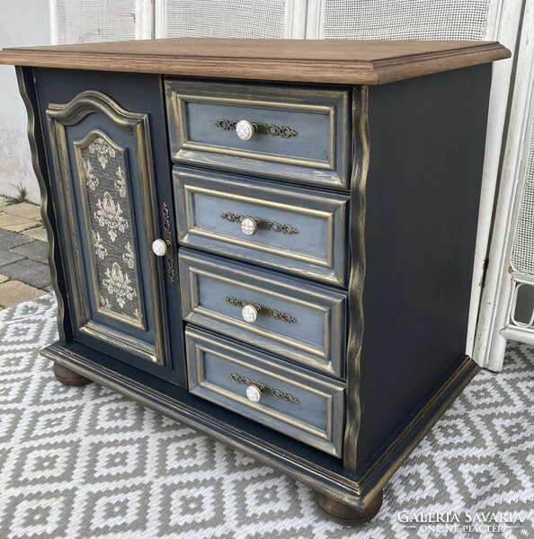 Practical, rustic unique chest of drawers with porcelain handles