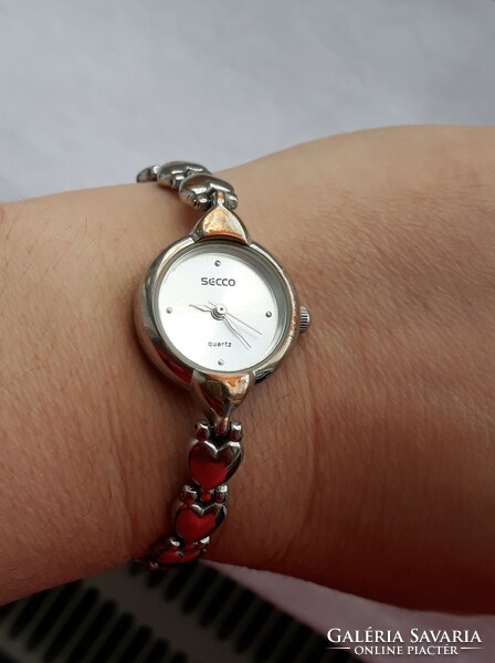 Used women's secco Japanese jewelry watch