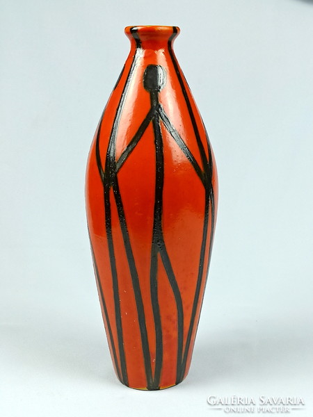 Az egyik legnépszerűbb art deco Tófej váza