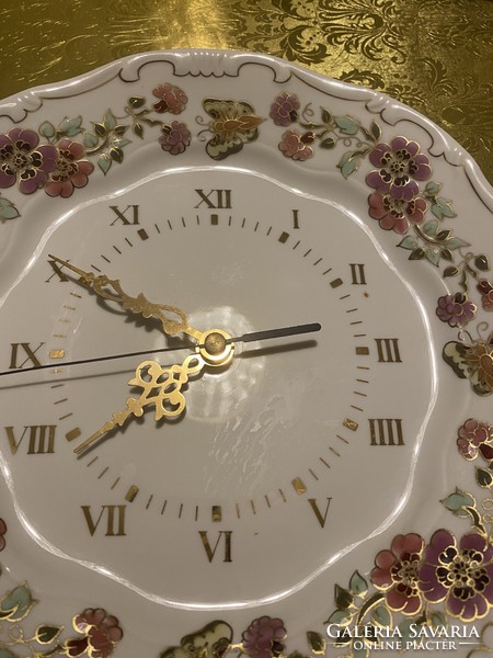 Zsolnay plate clock